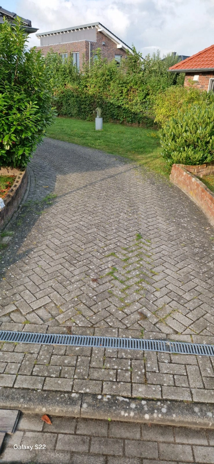 Hausmeisterservice NordWest - Hochdruckreinigung  & Steinreinigung - vor der Reinigung