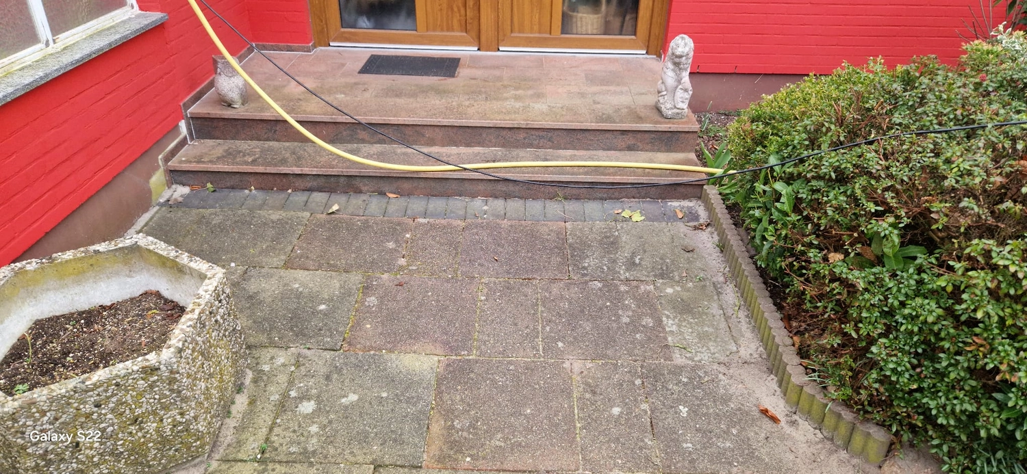 Hausmeisterservice NordWest - Hochdruckreinigung  & Steinreinigung - vor der Reinigung